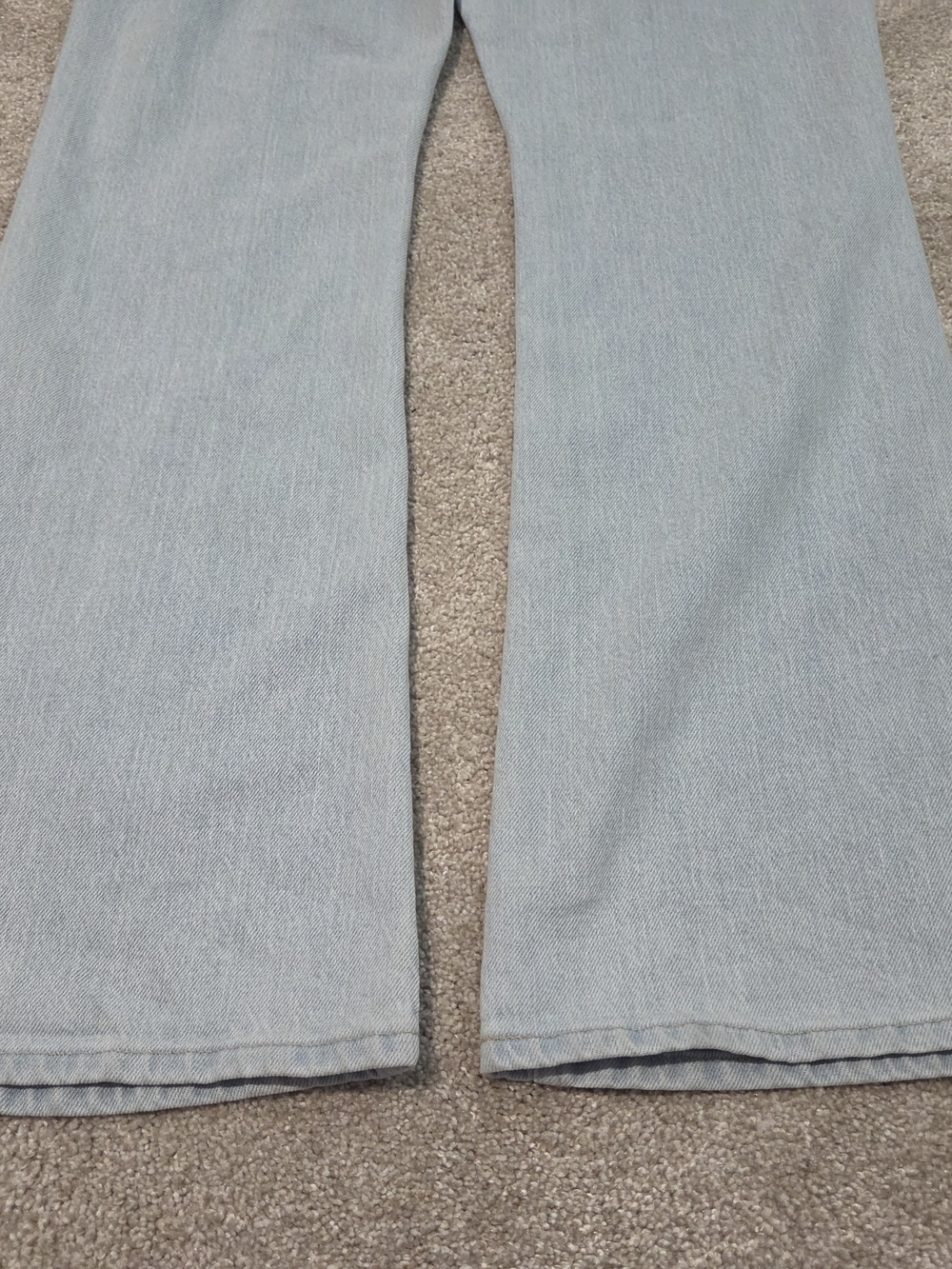 Universal Thread Light Blue Mid Rise Boot Cut Jeans - Picture 6 of 6